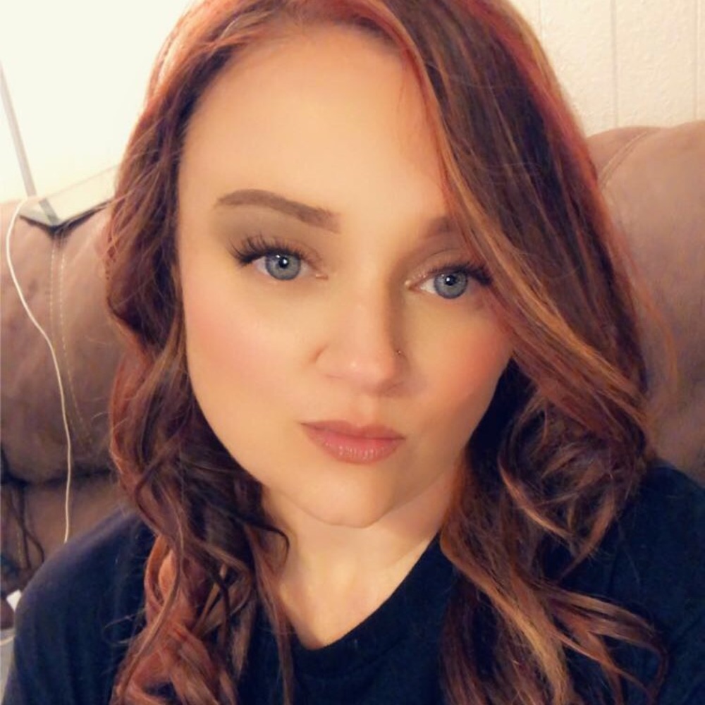 Meet your Posher, Taralynn